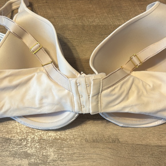 NWT Some Embraceable perfect coverage bra 40D - Picture 4 of 5